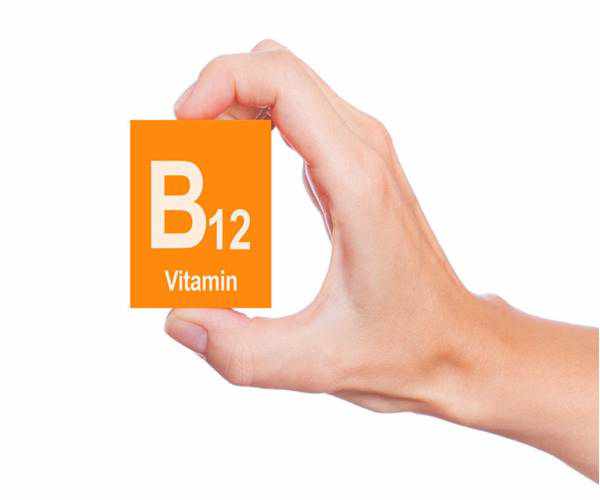 ما هي اضرار نقص فيتامين b12