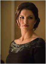 من هي بطلة فيلم First Girl I Loved
