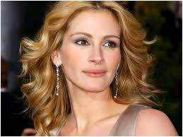 من هي بطله فيلم eat pray love