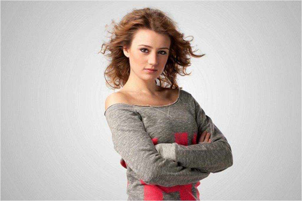 معلومات عن الممثلة التركية جيزام كراجا