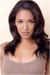 من هي بطلة مسلسل The Flash