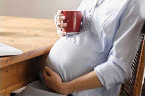ماهي اضرار شرب القهوة للحامل