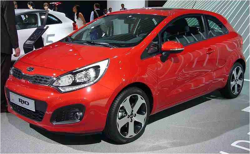 ما هي مواصفات سيارة كيا ريو 2010